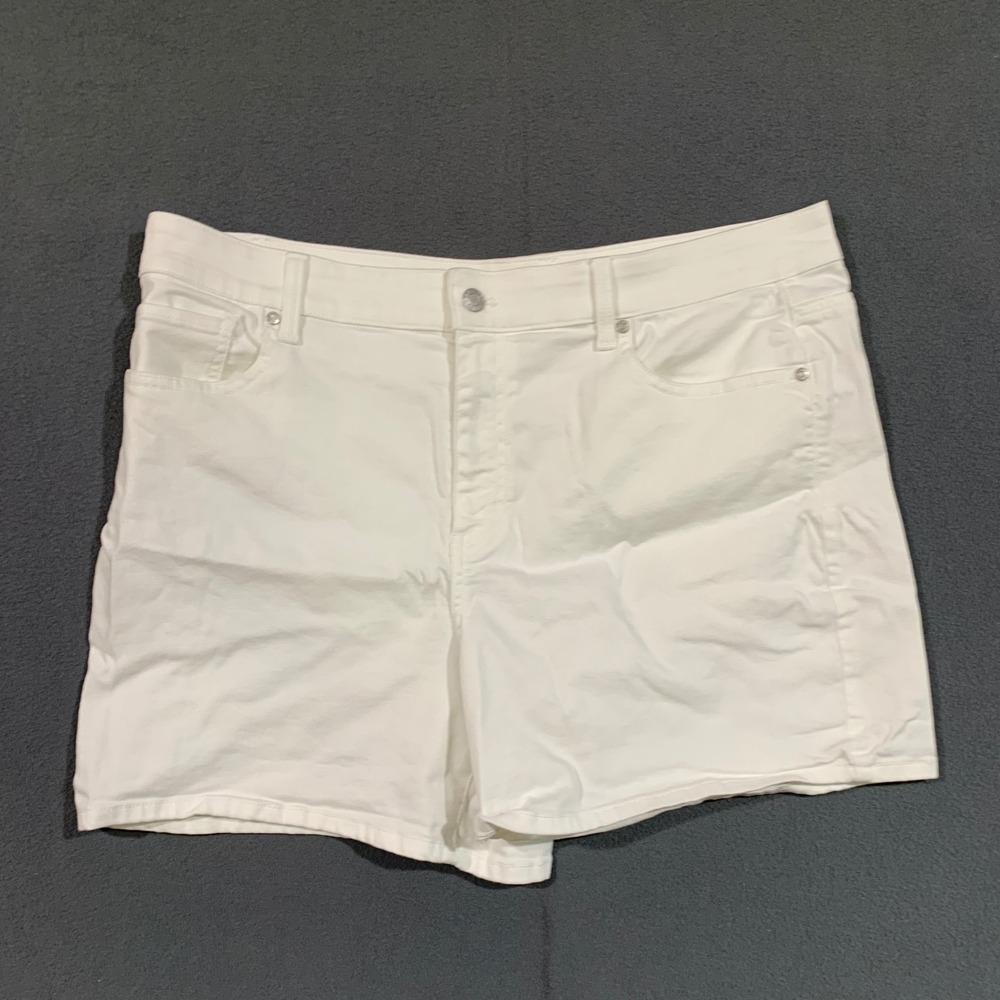 Talbots Women's White Relaxed Girlfriend Denim‎ Shorts Size 16 Casual Stretch